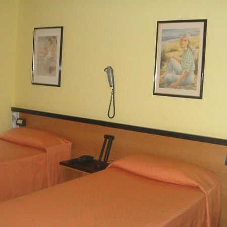 מילאנו Hotel Scala Nord חדר תמונה